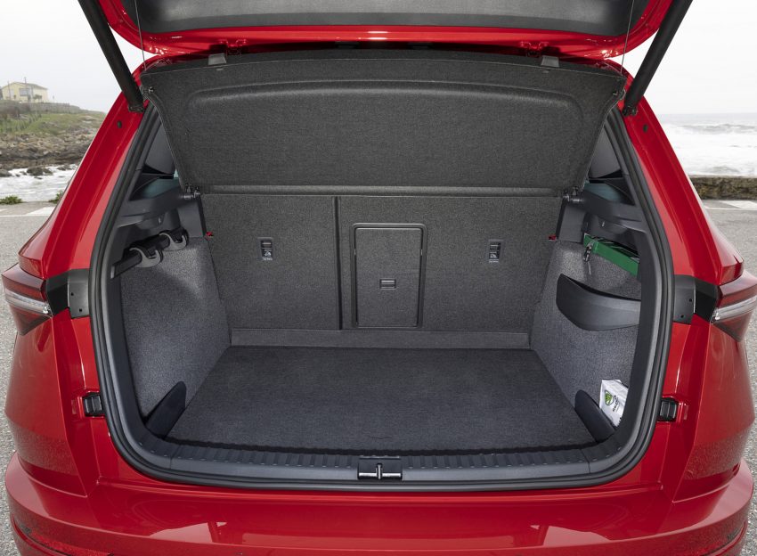 2022 Škoda Karoq Sportline - Trunk Wallpaper 850x624 #51