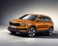 2022 Škoda Karoq Style - Front Three-Quarter Wallpaper 190x150