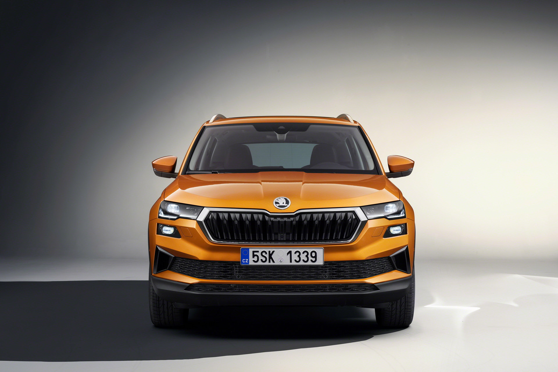 Download 2022 Škoda Karoq Style - Front HD Wallpaper 1920x1281 #105