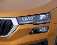 2022 Škoda Karoq Style - Headlight Wallpaper 190x150