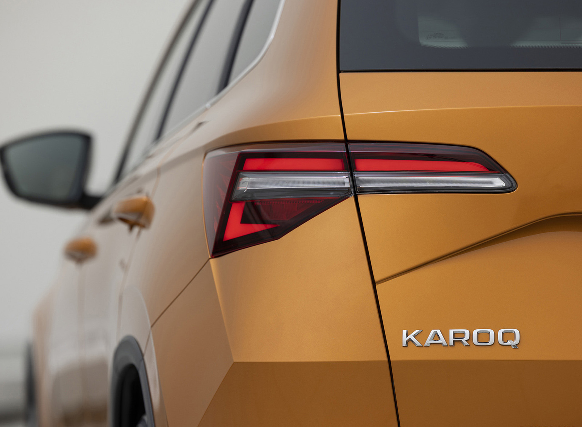 Download 2022 Škoda Karoq Style - Tail Light HD Wallpaper 1920x1409 #73
