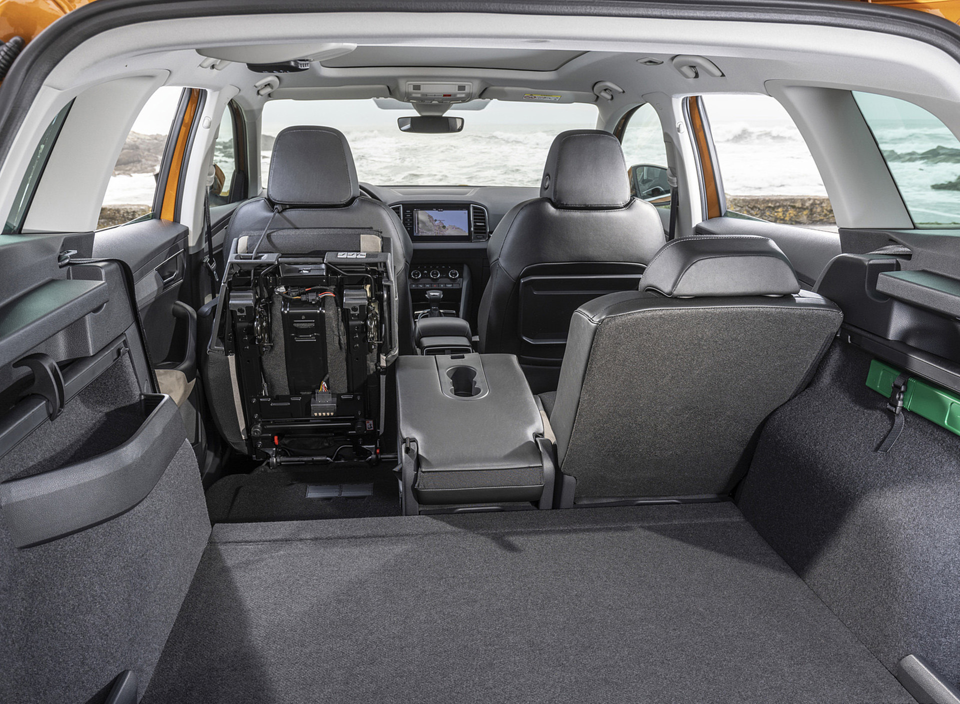 Download 2022 Škoda Karoq Style - Trunk HD Wallpaper 1920x1409 #94