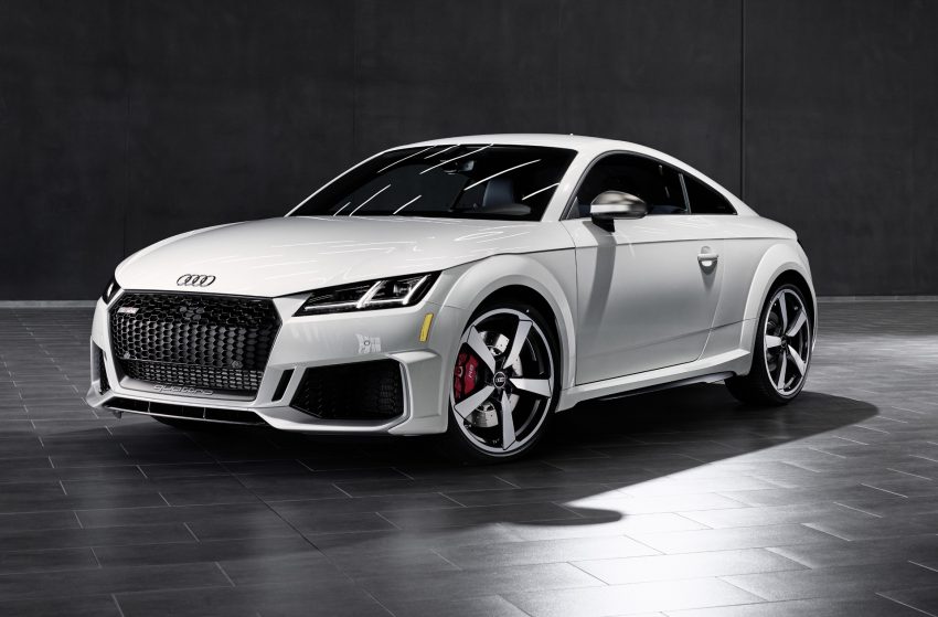 2022 Audi TT RS Heritage Edition - Front Three-Quarter Wallpaper 850x559 #4