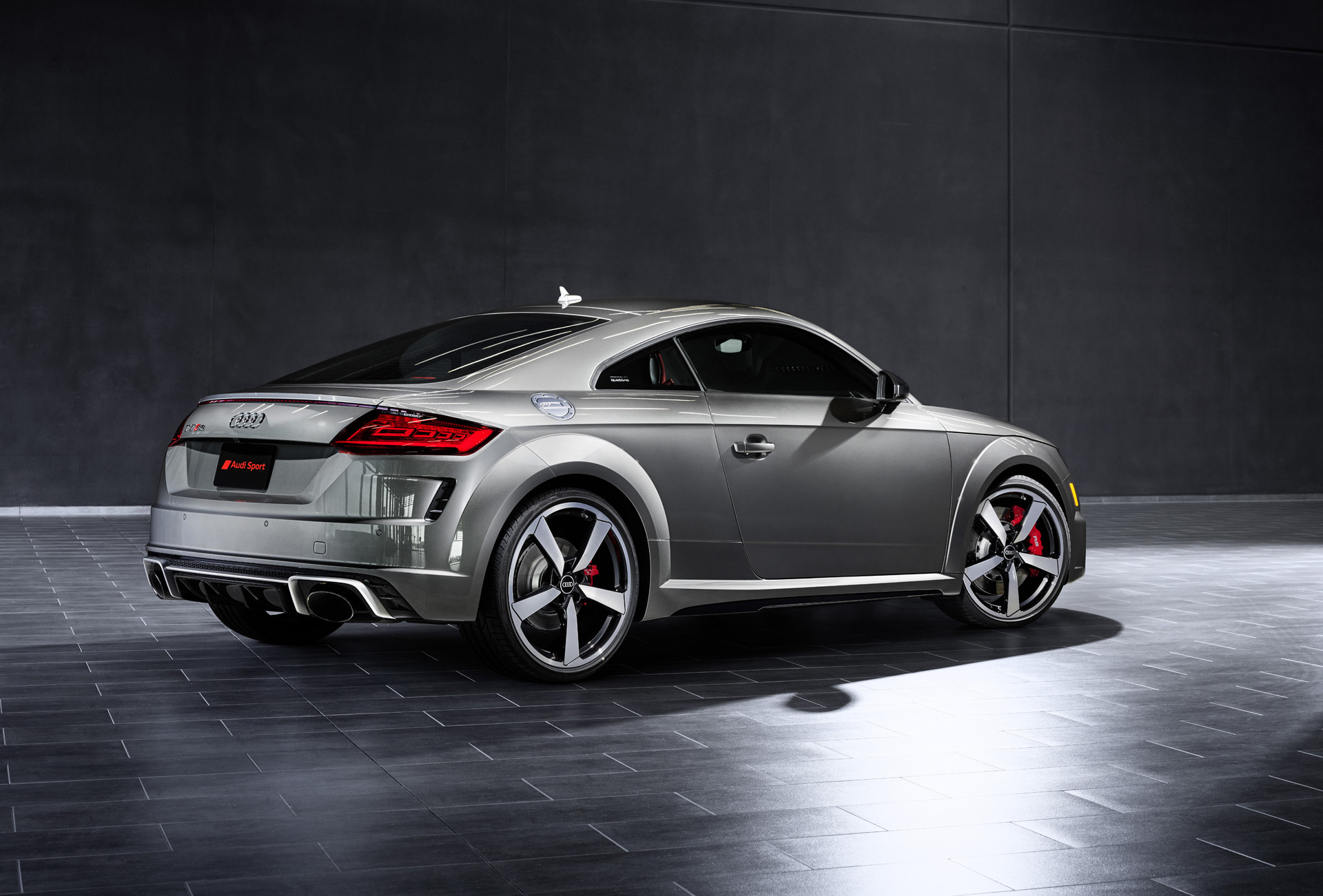 Download 2022 Audi TT RS Heritage Edition - Rear Three-Quarter HD Wallpaper 1920x1301 #14