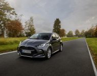 2022 Mazda 2 Hybrid - Front Three-Quarter Wallpaper 190x150