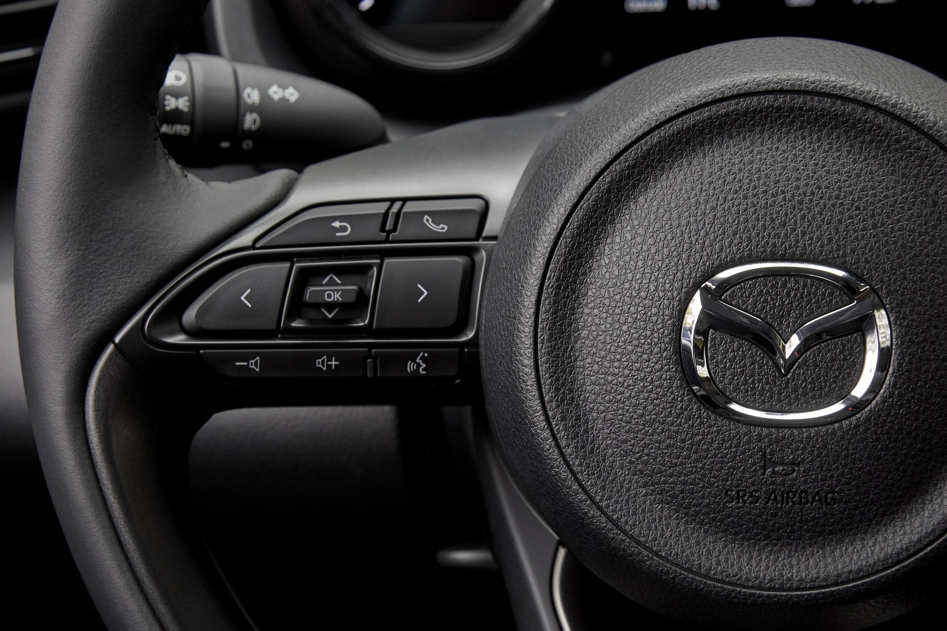 Download 2022 Mazda 2 Hybrid - Interior, Steering Wheel HD Wallpaper 1920x1280 #22