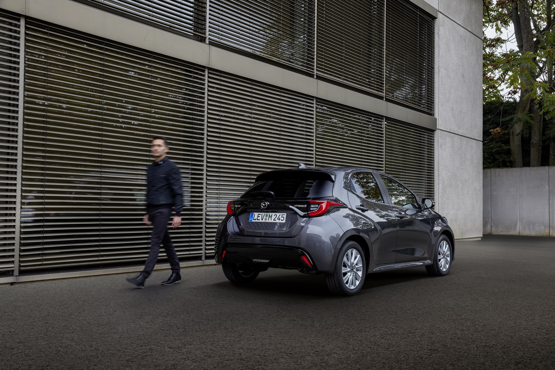 Download 2022 Mazda 2 Hybrid - Rear Three-Quarter HD Wallpaper 1920x1280 #8