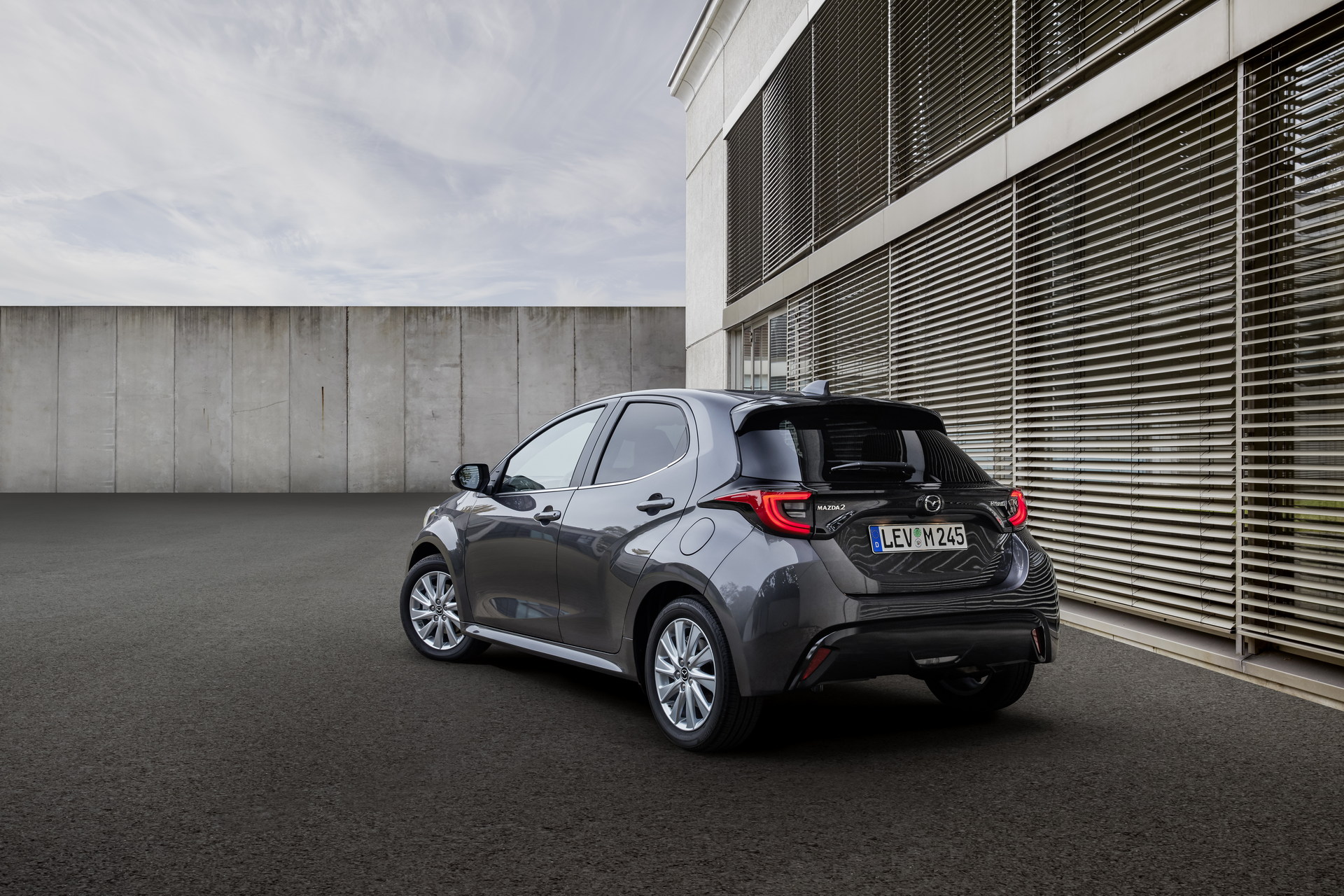 Download 2022 Mazda 2 Hybrid - Rear Three-Quarter HD Wallpaper 1920x1280 #9