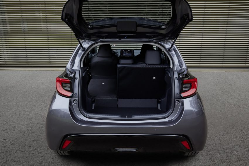 2022 Mazda 2 Hybrid - Trunk Wallpaper 850x567 #25