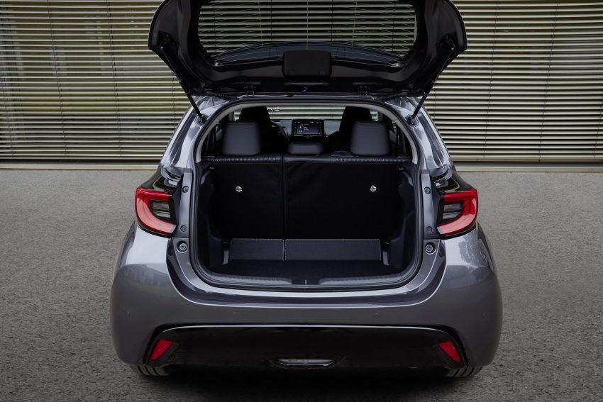 2022 Mazda 2 Hybrid - Trunk Wallpaper 850x567 #26