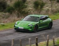 2022 Porsche Taycan GTS Sport Turismo - Front Three-Quarter Wallpaper 190x150