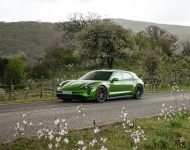 2022 Porsche Taycan GTS Sport Turismo - Front Three-Quarter Wallpaper 190x150