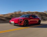2022 Porsche Taycan GTS Sport Turismo - Front Three-Quarter Wallpaper 190x150