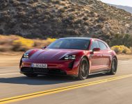 2022 Porsche Taycan GTS Sport Turismo - Front Three-Quarter Wallpaper 190x150