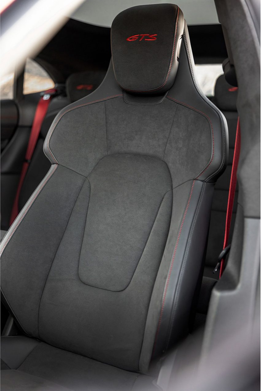 2022 Porsche Taycan GTS Sport Turismo - Interior, Front Seats Phone Wallpaper 850x1270 #23