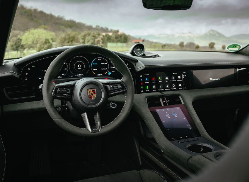 2022 Porsche Taycan GTS Sport Turismo - Interior Wallpaper 850x624 #59