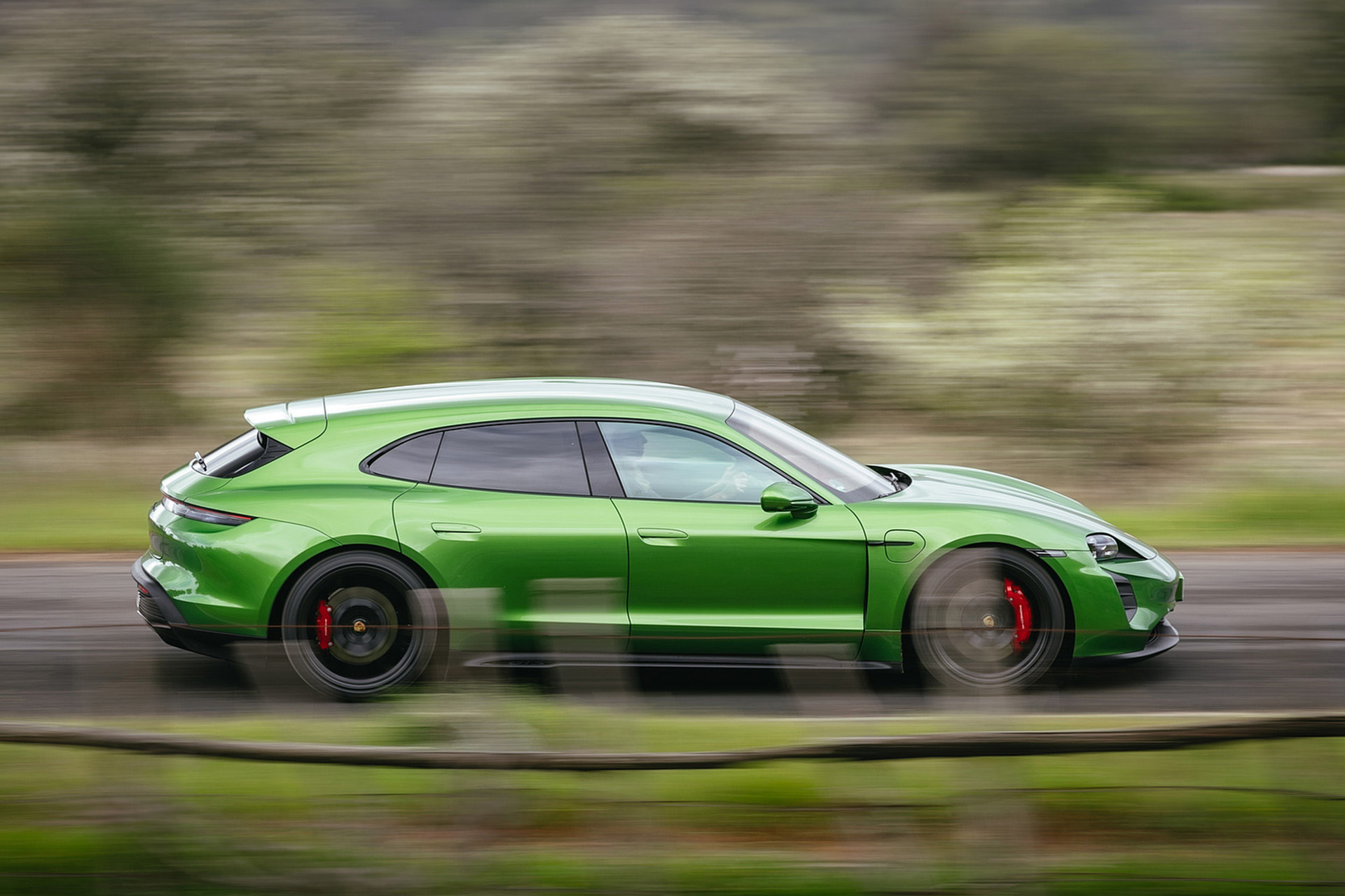 Download 2022 Porsche Taycan GTS Sport Turismo - Side HD Wallpaper 1920x1279 #42