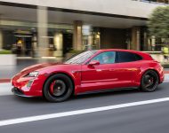 2022 Porsche Taycan GTS Sport Turismo - Side Wallpaper 190x150