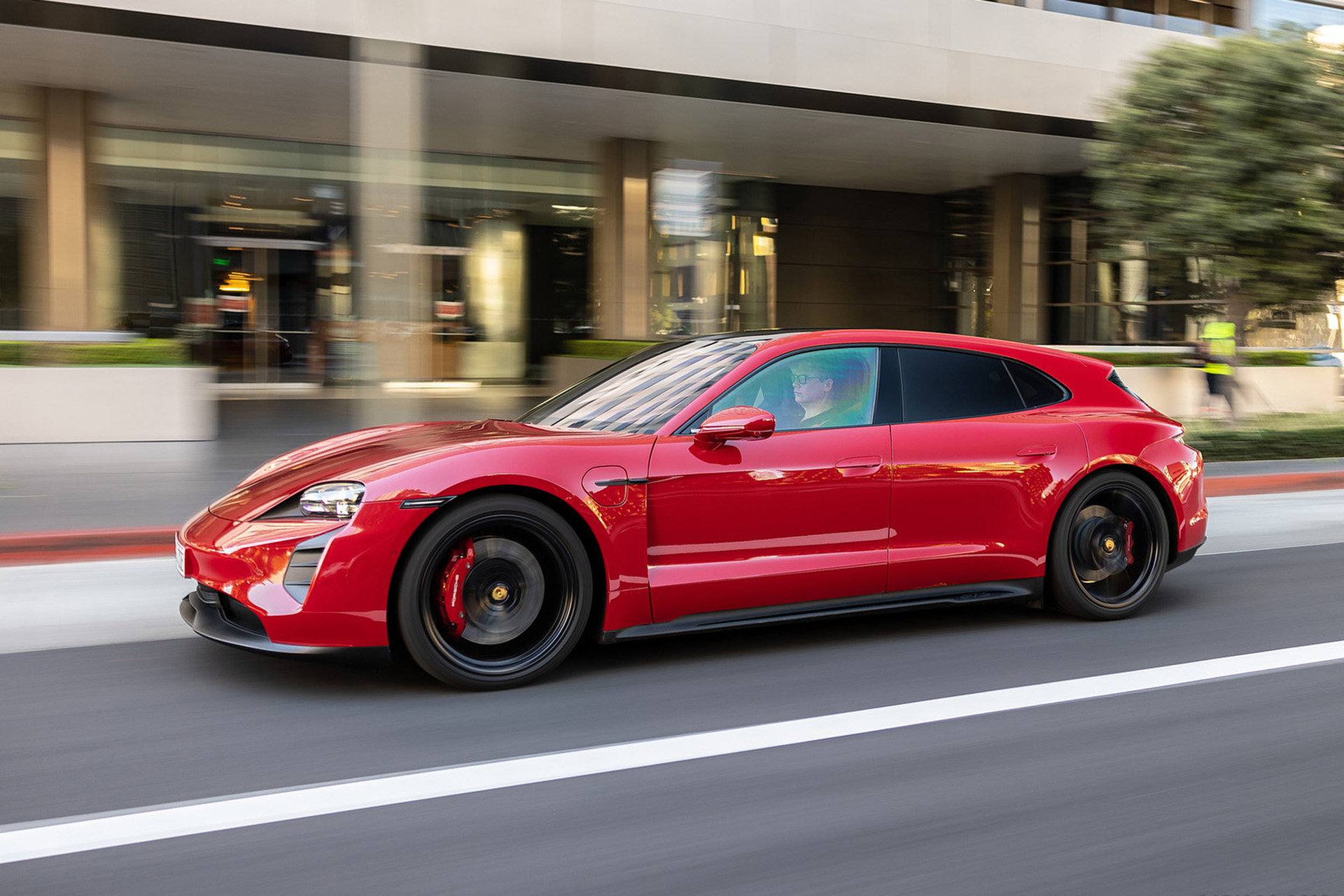 Download 2022 Porsche Taycan GTS Sport Turismo - Side HD Wallpaper 1920x1280 #18