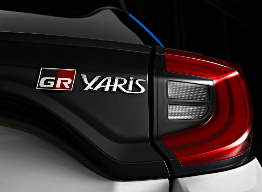 2022 Toyota GR Yaris Hydrogen Concept - Tail Light Wallpaper 850x622 #10