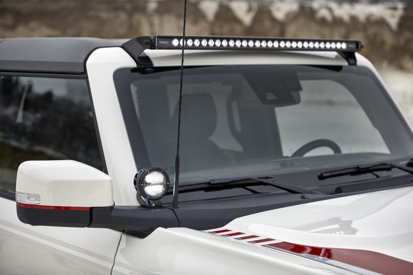 2021 Ford Bronco Pope Francis Center Edition - Detail Wallpaper 850x567 #6