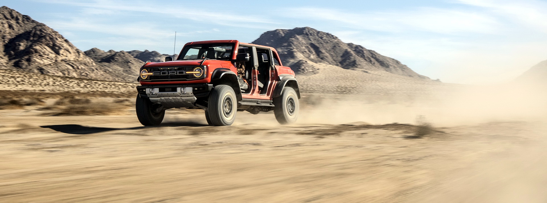 Download 2022 Ford Bronco Raptor - Off-Road HD Wallpaper 1921x715 #23