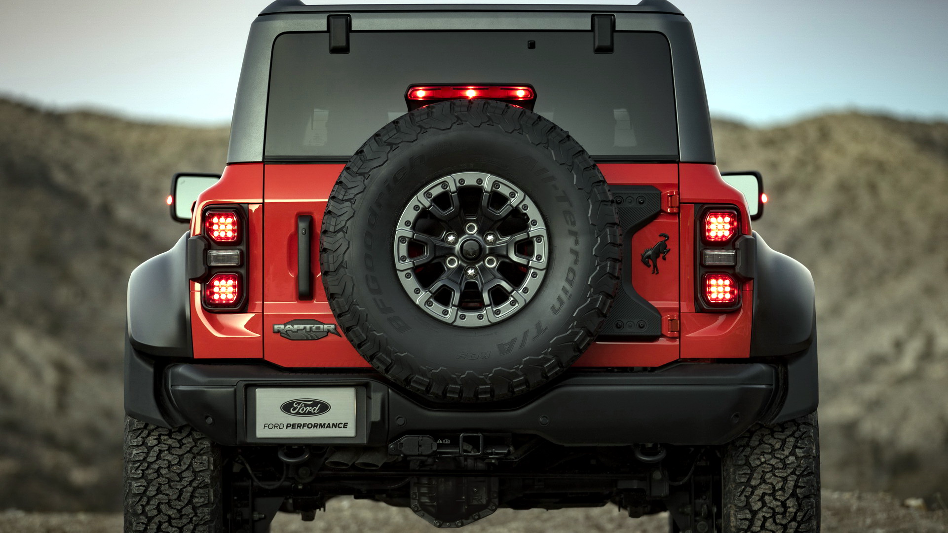 Download 2022 Ford Bronco Raptor - Rear HD Wallpaper 1921x1080 #6