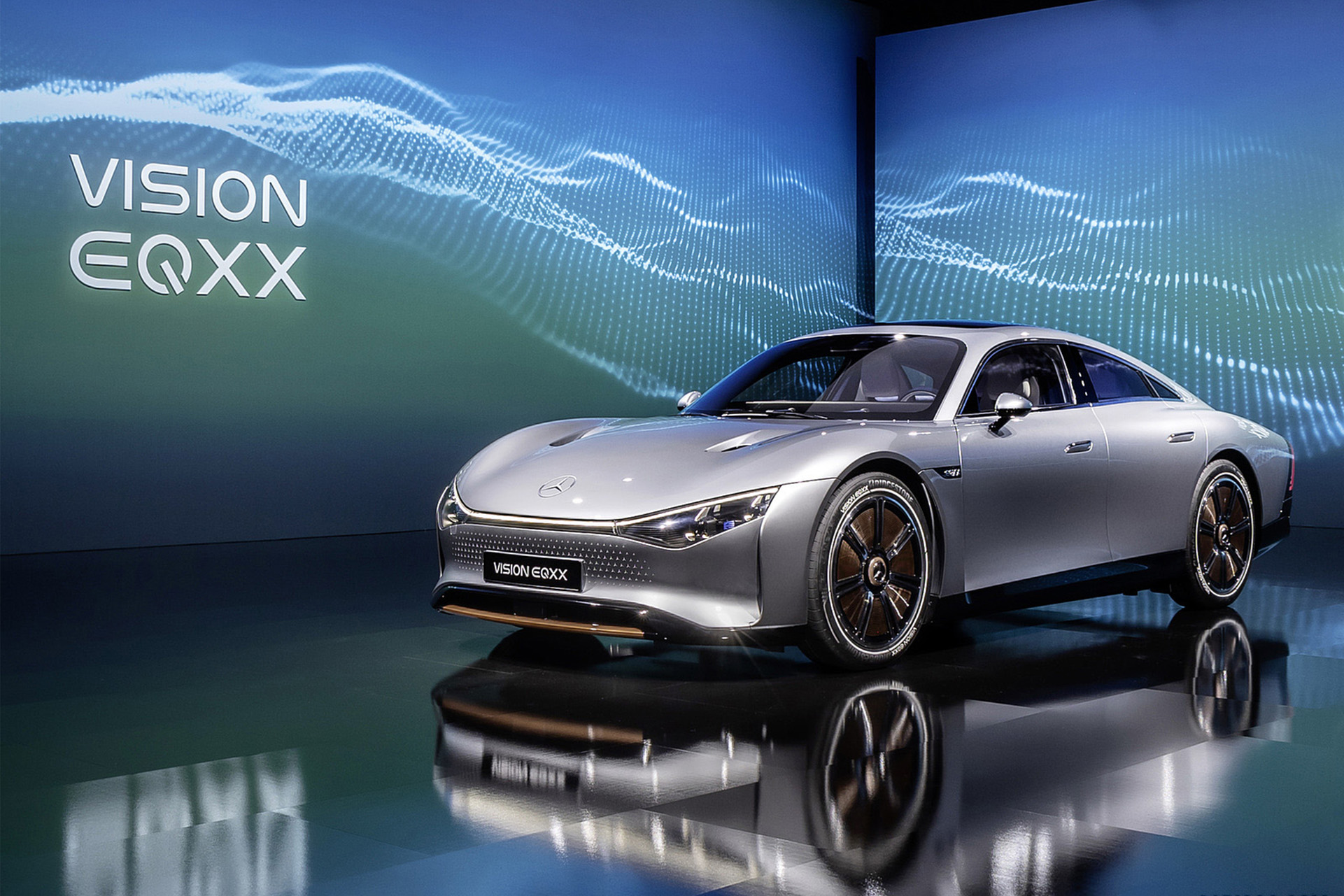 Download 2022 Mercedes-Benz Vision EQXX - Front Three-Quarter HD Wallpaper 1921x1281 #86
