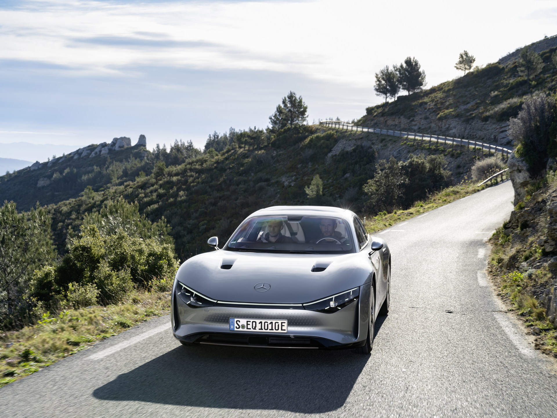 Download 2022 Mercedes-Benz Vision EQXX - Front HD Wallpaper 1920x1440 #10