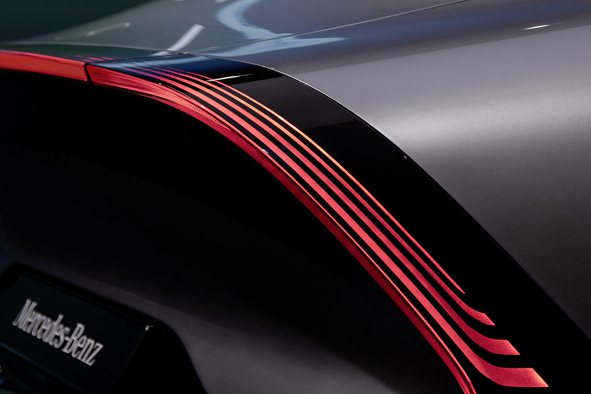 Download 2022 Mercedes-Benz Vision EQXX - Tail Light HD Wallpaper 1921x1281 #101