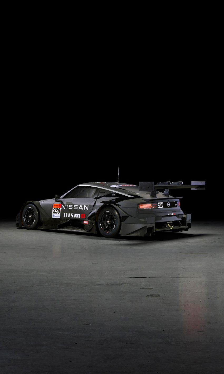 2022 Nissan Z GT500 - Rear Three-Quarter Phone Wallpaper 850x1417 #7