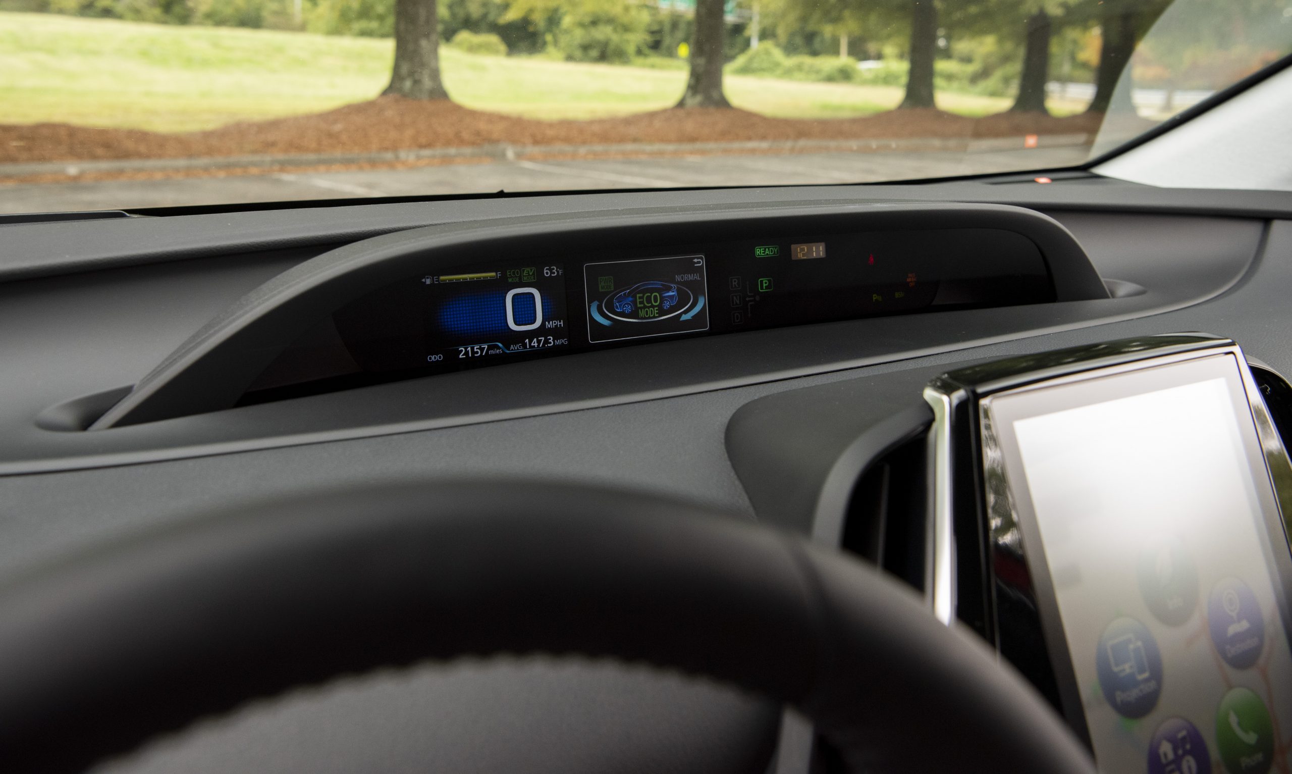 Download 2022 Toyota Prius Prime - Digital Instrument Cluster HD Wallpaper 2560x1533 #20