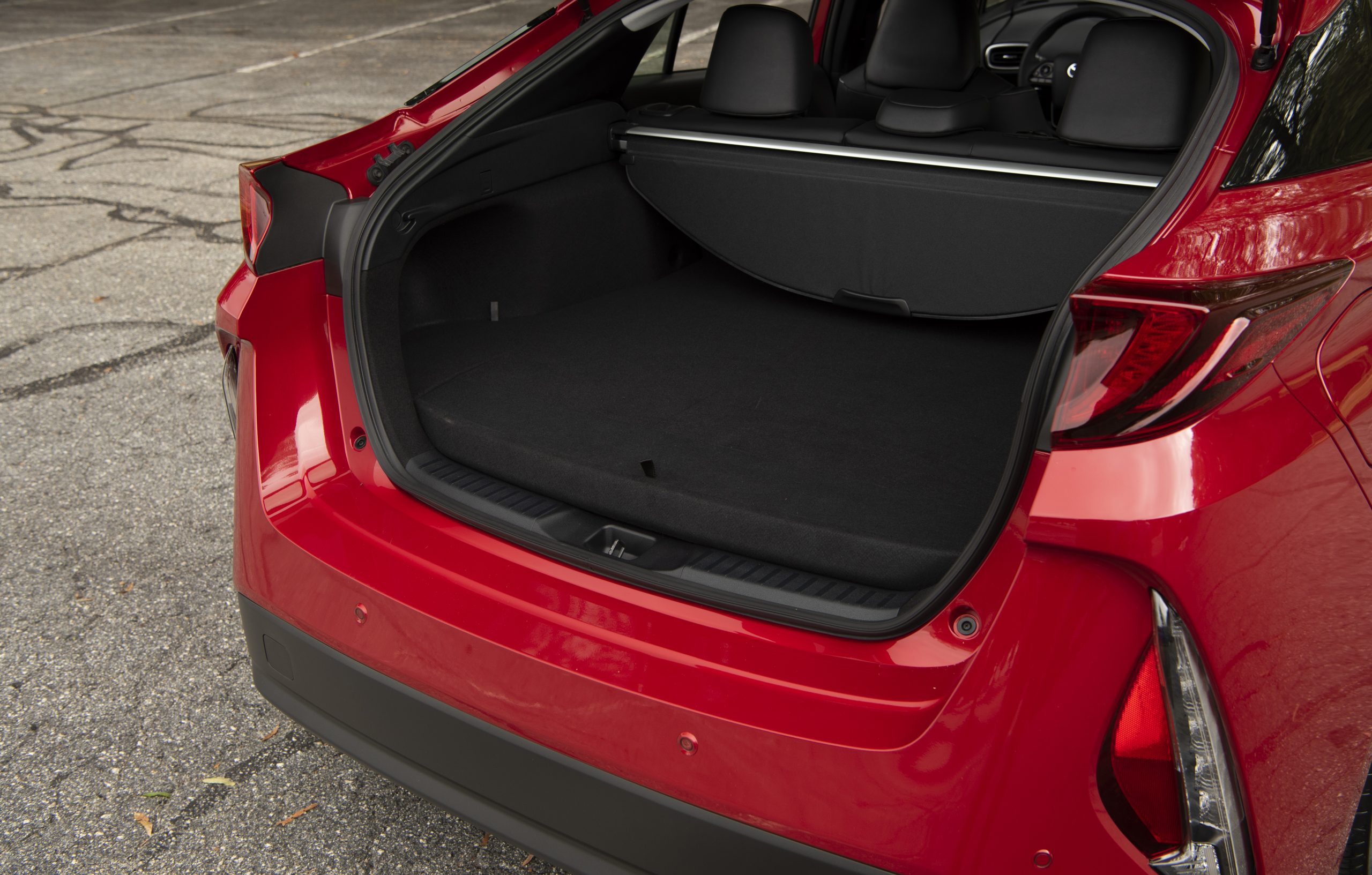 Download 2022 Toyota Prius Prime - Trunk HD Wallpaper 2560x1633 #34