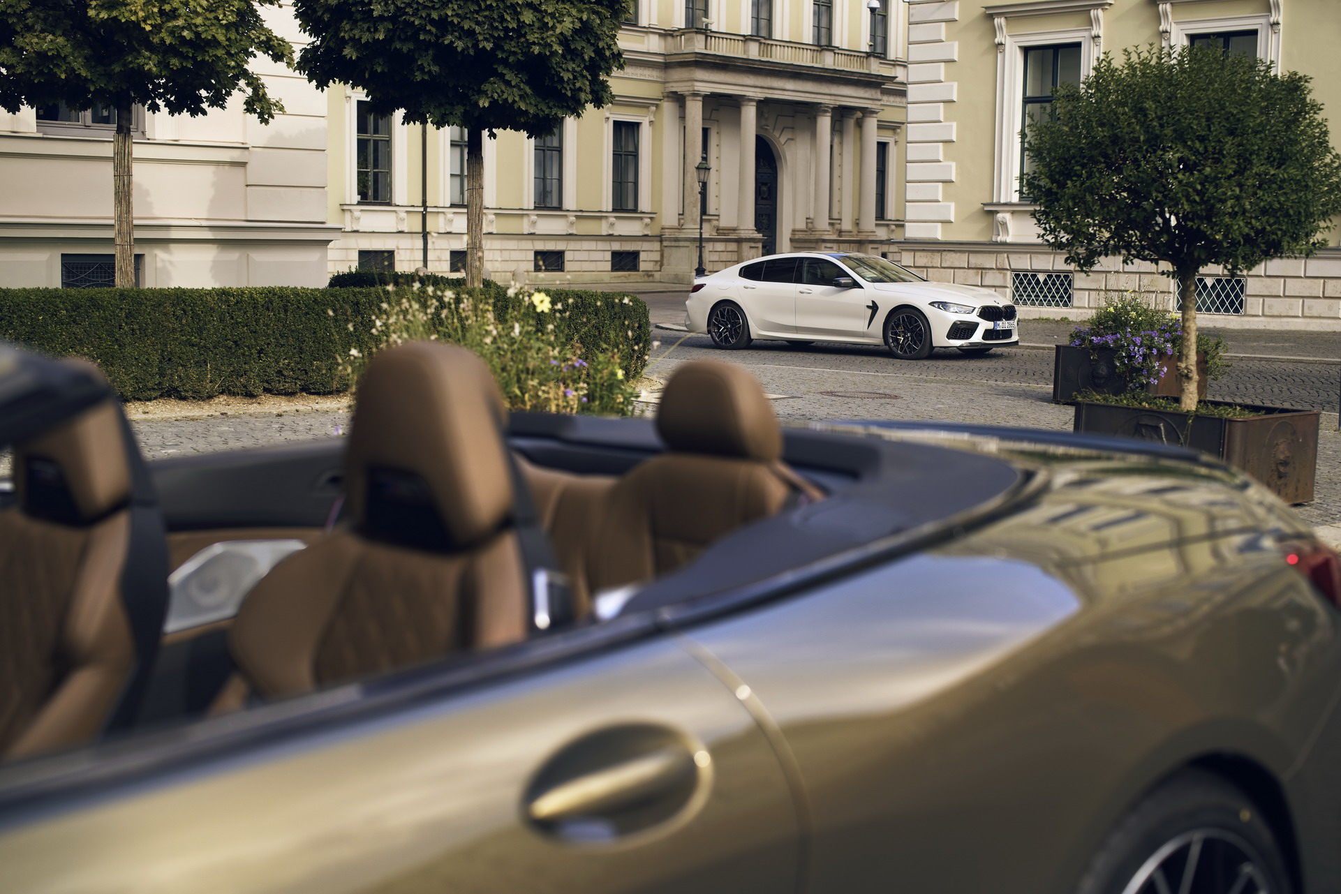 Download 2023 BMW M8 Competition Convertible - Interior, Detail HD Wallpaper 1921x1281 #25