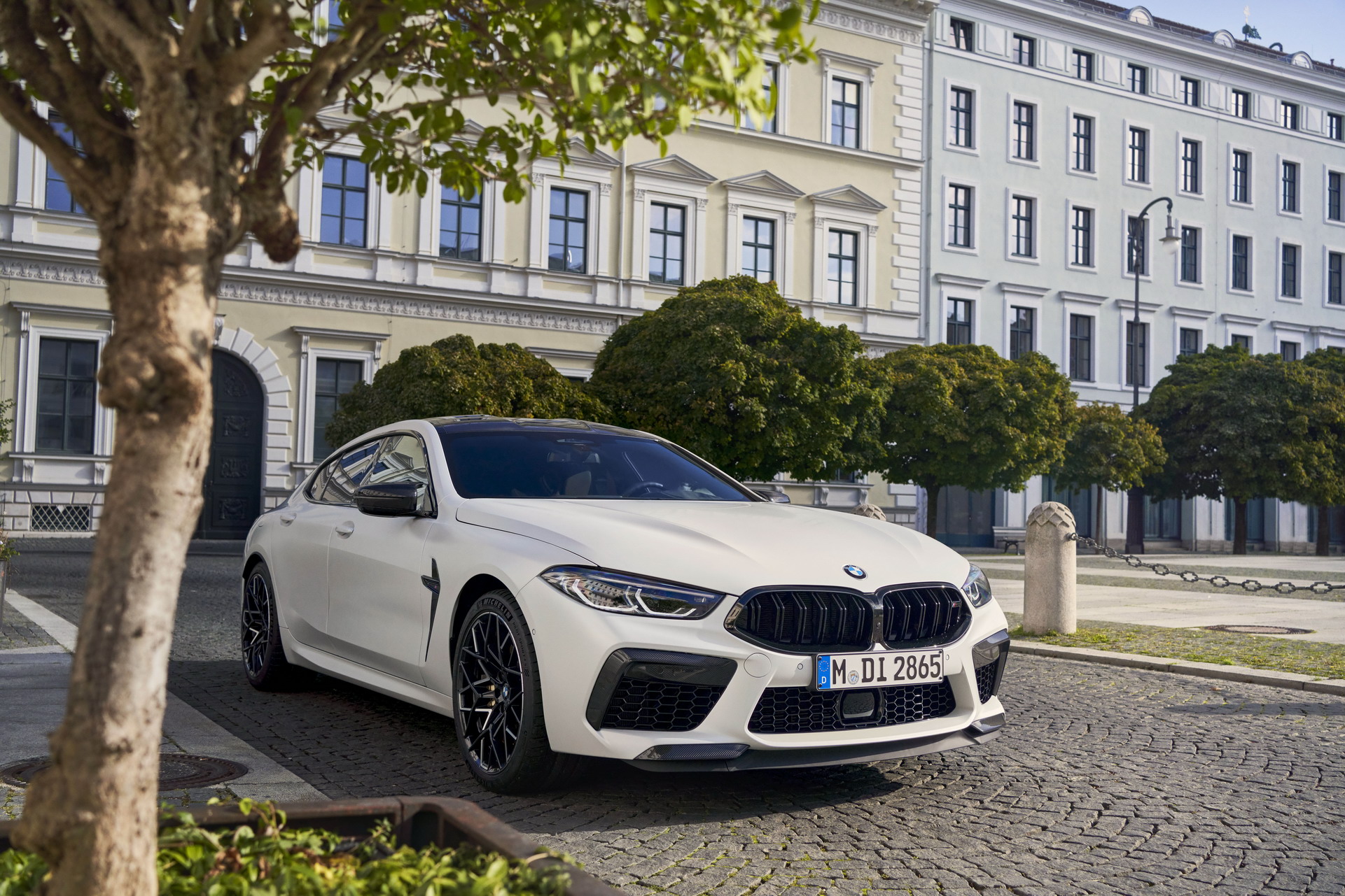Download 2023 BMW M8 Competition Gran Coupe - Front HD Wallpaper 1921x1281 #41