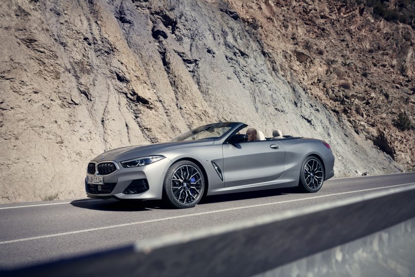 2023 BMW M850i xDrive Convertible - Front Three-Quarter HD Wallpapers 850x567 #1 2023 BMW M850i xDrive Convertible - Front Three-Quarter Wallpaper 850x567 #1