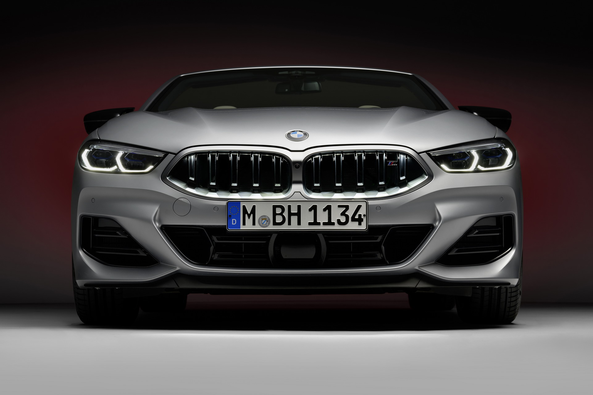 Download 2023 BMW M850i xDrive Convertible - Front HD Wallpaper 1921x1281 #19
