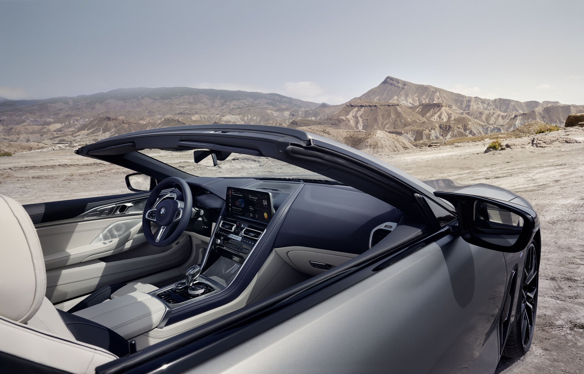 Download 2023 BMW M850i xDrive Convertible - Interior HD Wallpaper 1920x1230 #15