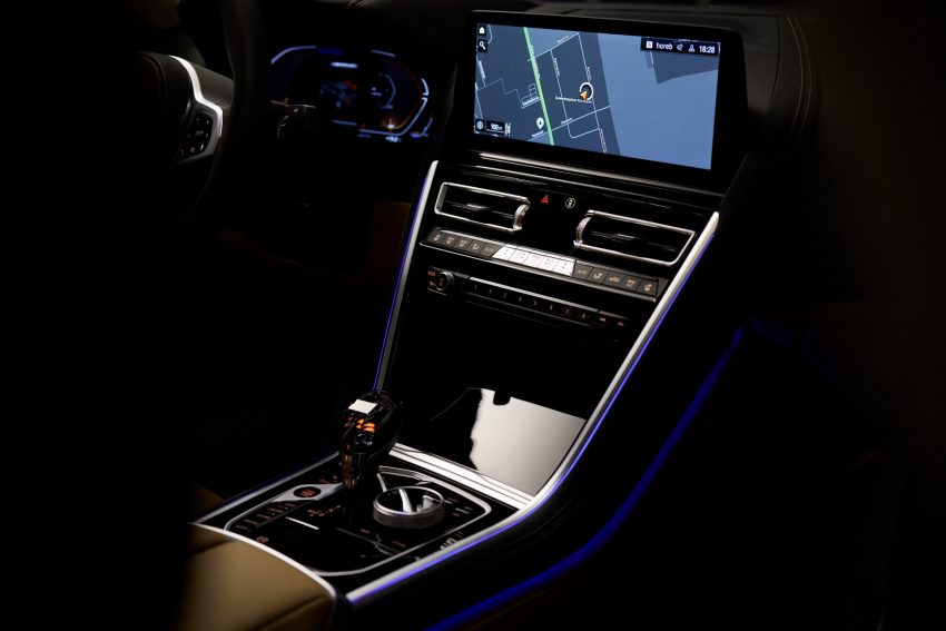 2023 BMW M850i xDrive Gran Coupe - Central Console Wallpaper 850x567 #20