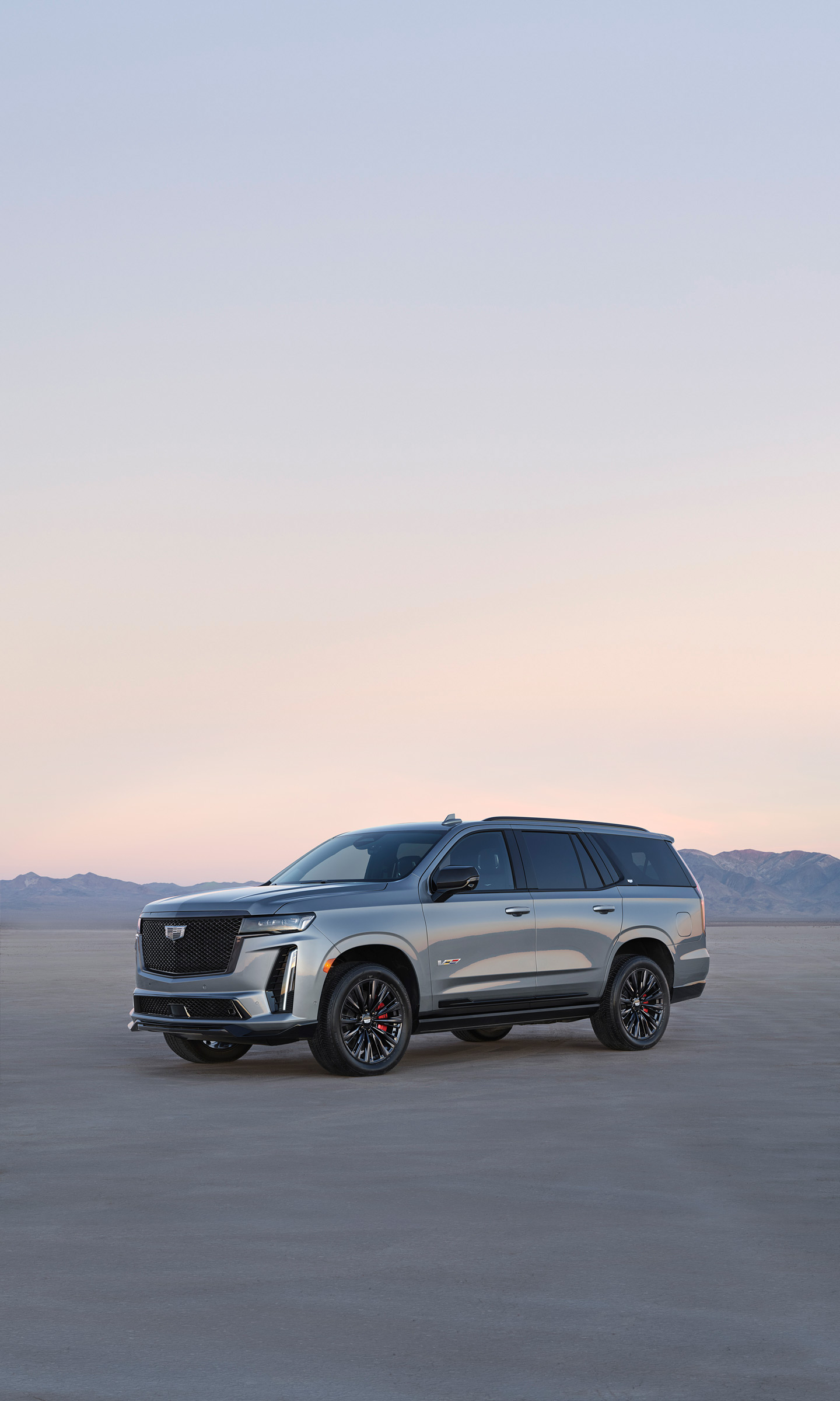Download 2023 Cadillac Escalade-V - Front Three-Quarter HD Phone Wallpaper 1440x2400 #14