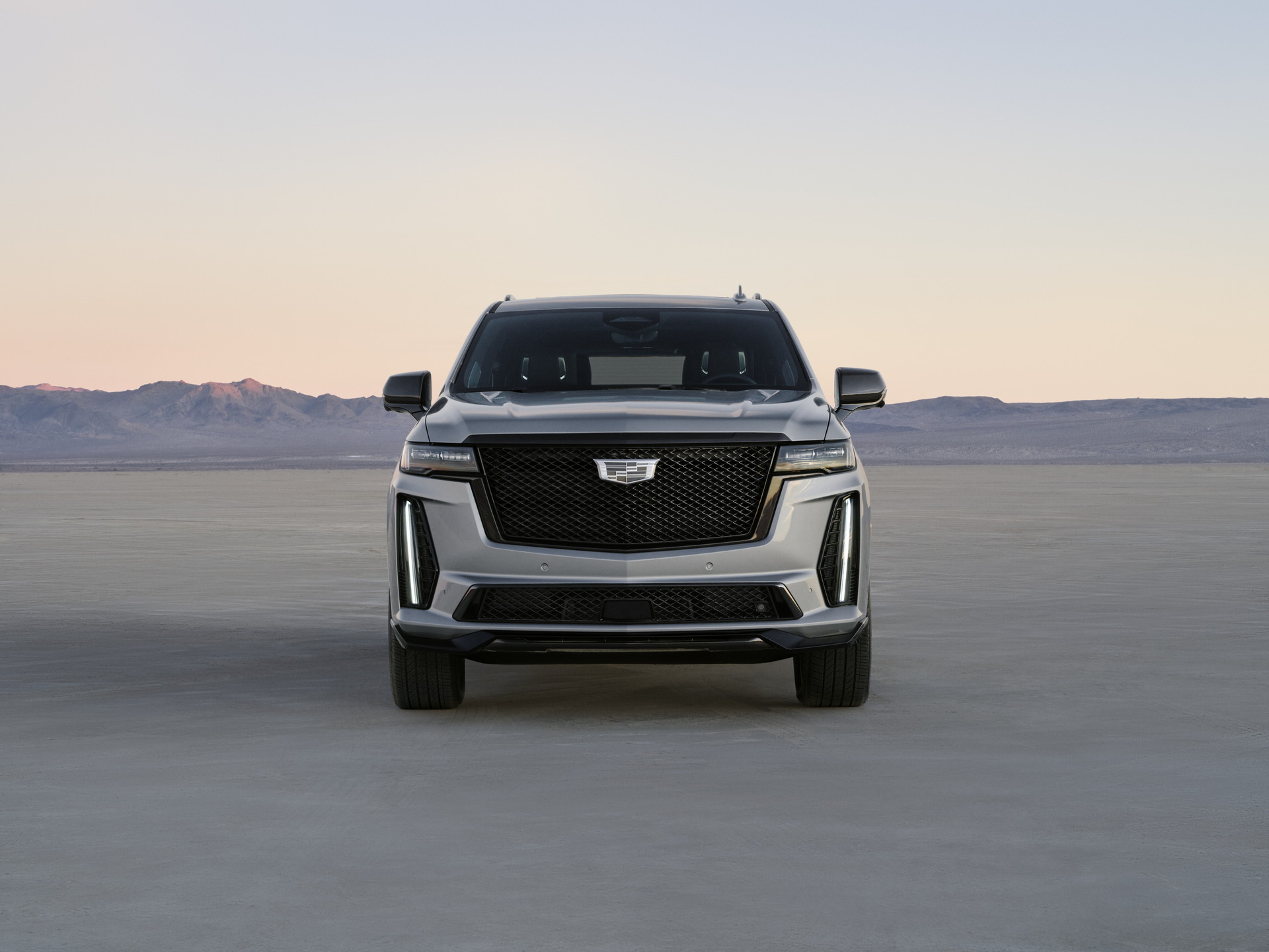 Download 2023 Cadillac Escalade-V - Front HD Wallpaper 1920x1440 #15