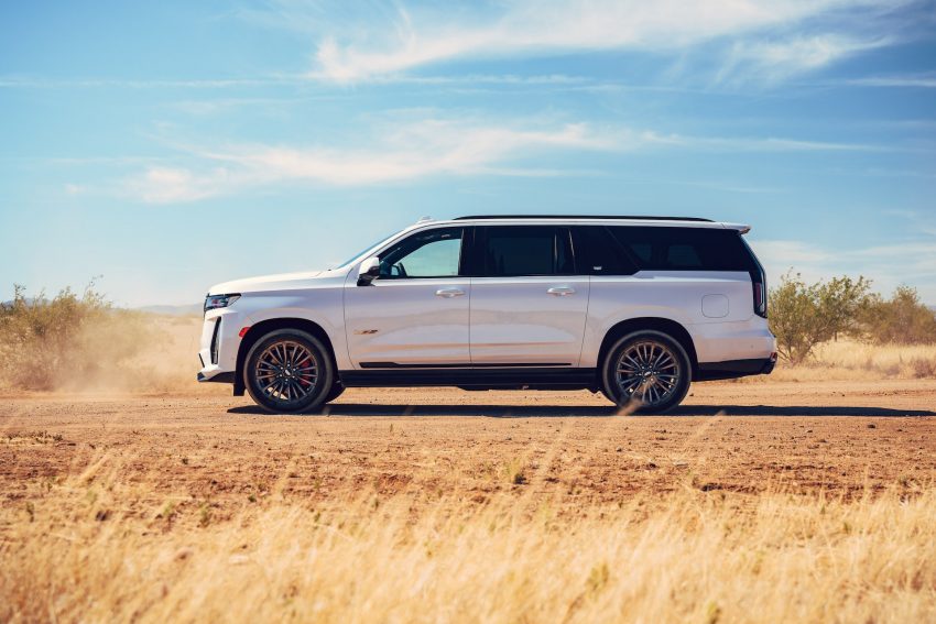 2023 Cadillac Escalade-V - Side Wallpaper 850x567 #58