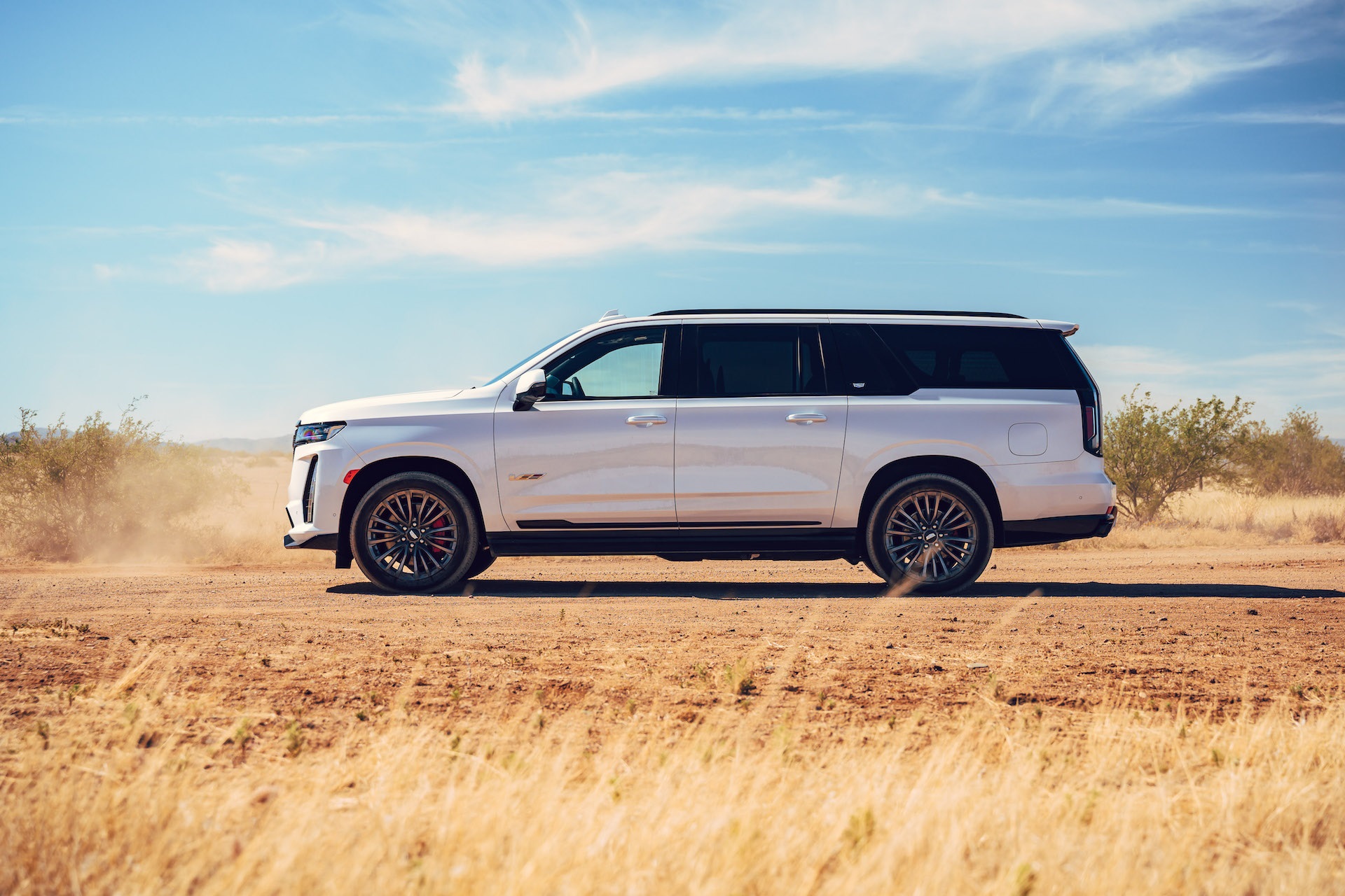 Download 2023 Cadillac Escalade-V - Side HD Wallpaper 1920x1280 #58