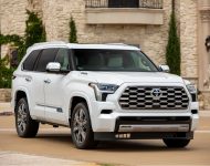 2023 Toyota Sequoia Capstone - Front Three-Quarter Wallpaper 190x150