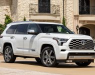 2023 Toyota Sequoia Capstone - Front Three-Quarter Wallpaper 190x150