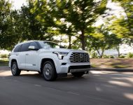 2023 Toyota Sequoia Capstone - Front Three-Quarter Wallpaper 190x150