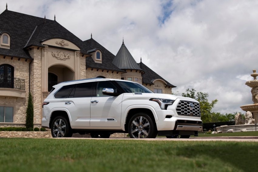 2023 Toyota Sequoia Capstone - Front Three-Quarter HD Wallpapers 850x567 #40 2023 Toyota Sequoia Capstone - Front Three-Quarter Wallpaper 850x567 #40