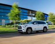 2023 Toyota Sequoia Capstone - Front Three-Quarter Wallpaper 190x150