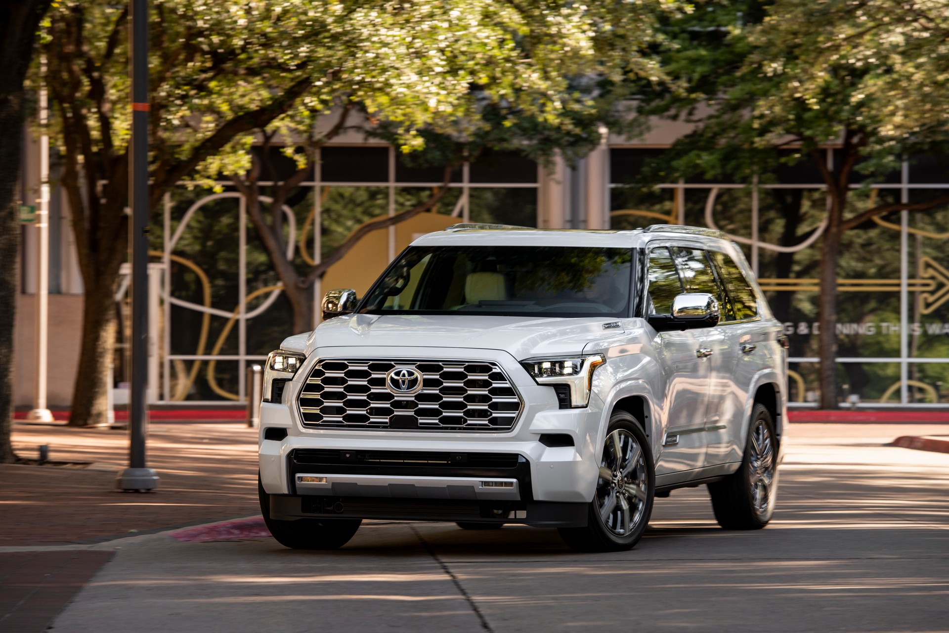 Download 2023 Toyota Sequoia Capstone - Front HD Wallpaper 1920x1280 #53