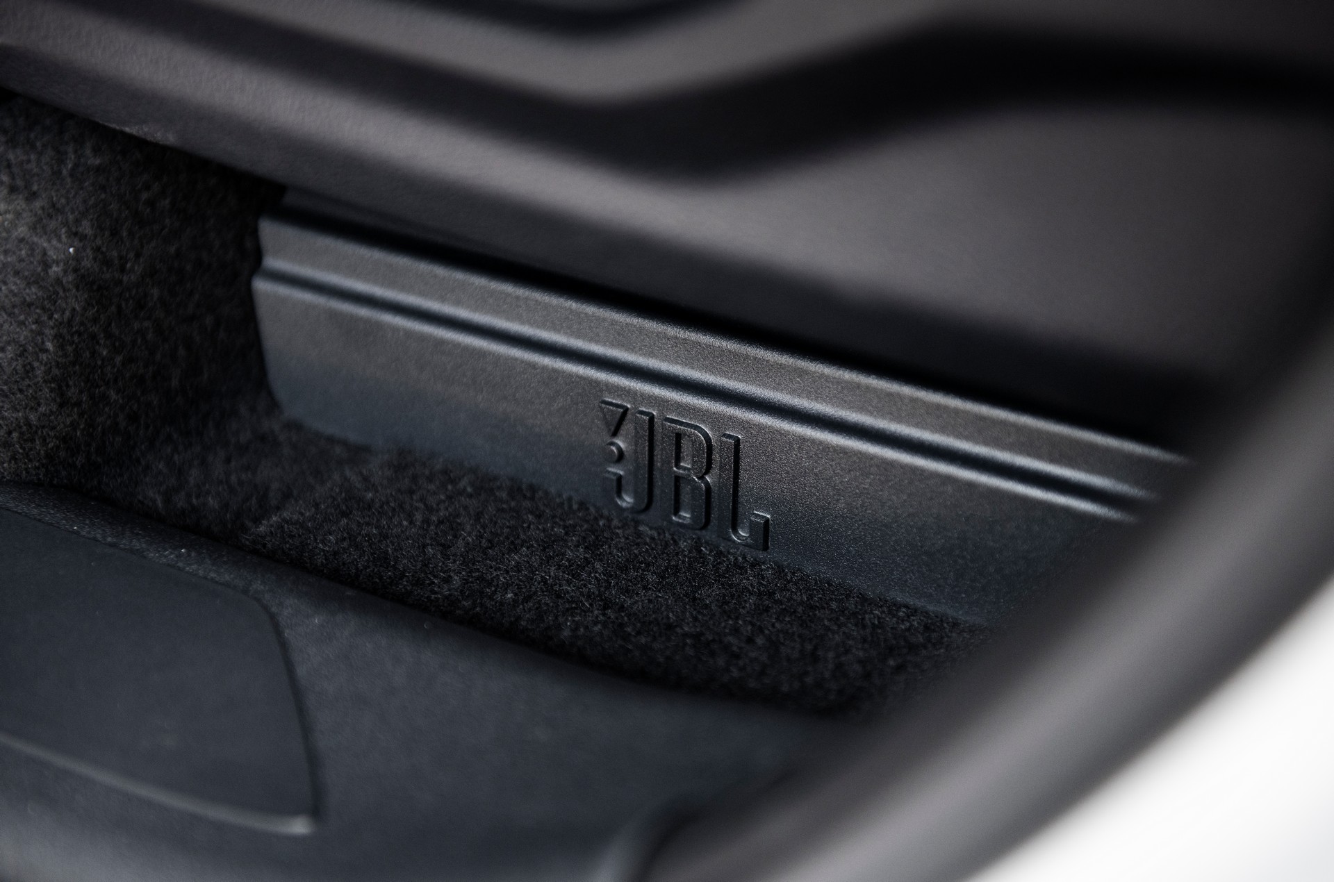 Download 2023 Toyota Sequoia Capstone - Interior, Detail HD Wallpaper 1920x1270 #99